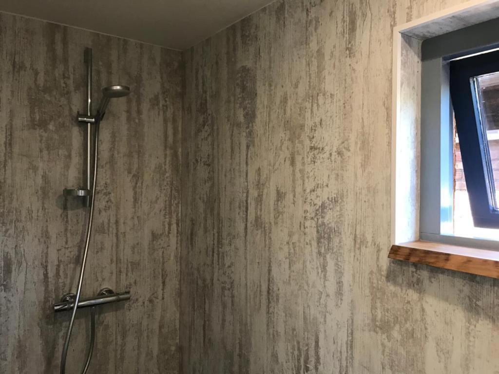 Heerlijk Huisje Vlakbij De Duinen Van Oostvoorne Exteriör bild