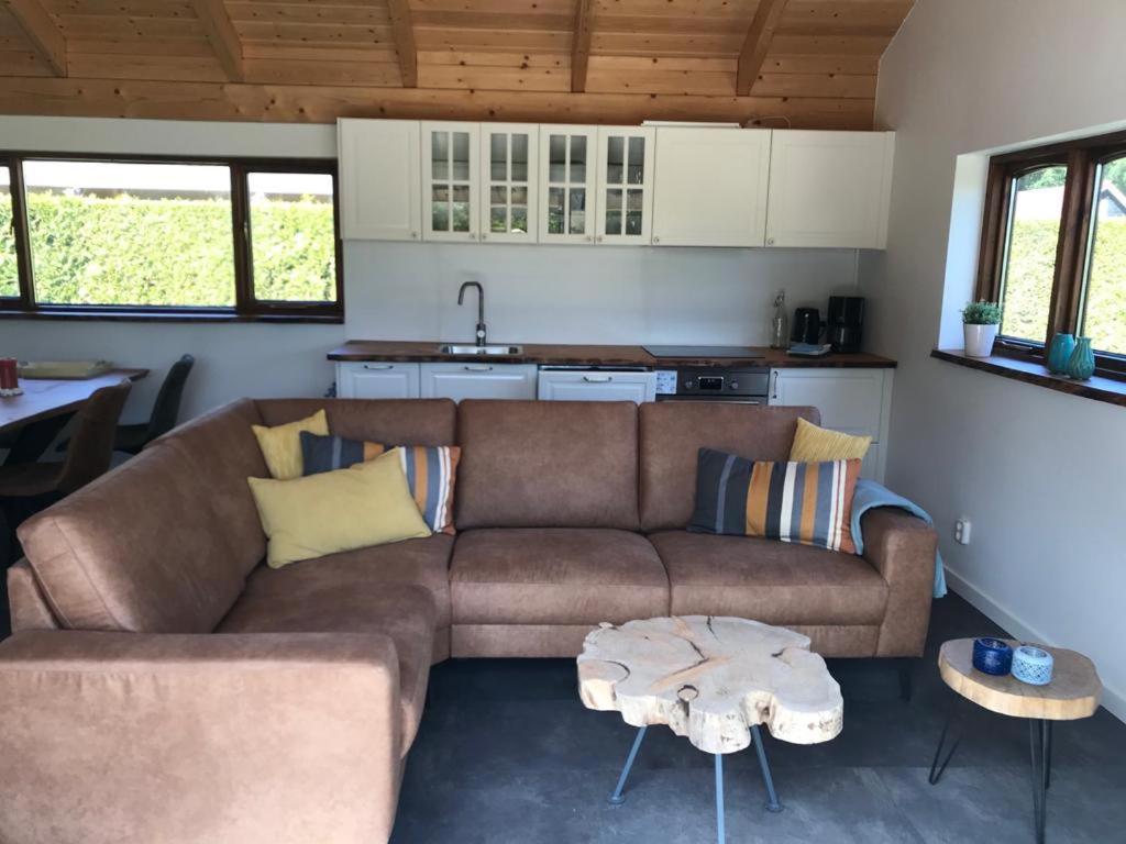 Heerlijk Huisje Vlakbij De Duinen Van Oostvoorne Exteriör bild