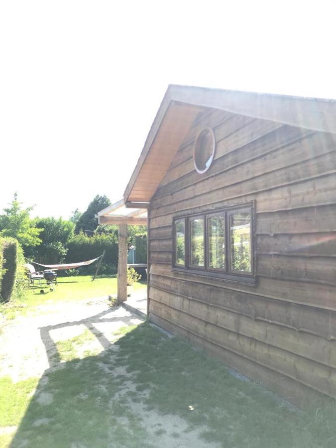 Heerlijk Huisje Vlakbij De Duinen Van Oostvoorne Exteriör bild