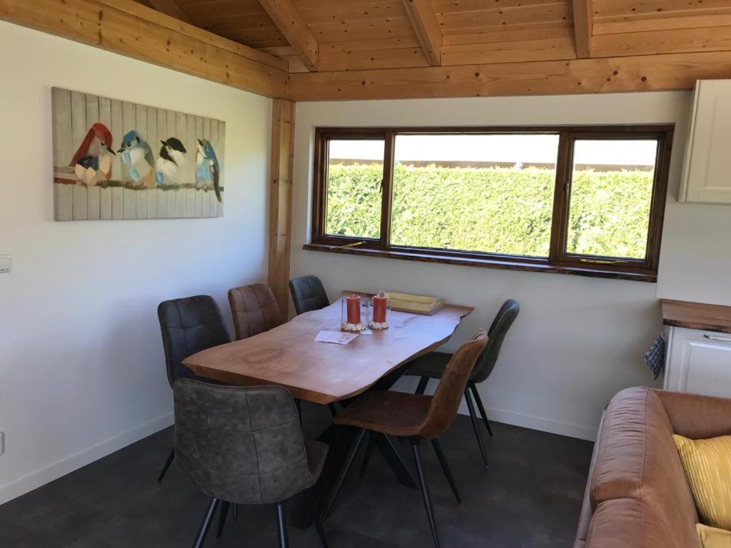 Heerlijk Huisje Vlakbij De Duinen Van Oostvoorne Exteriör bild
